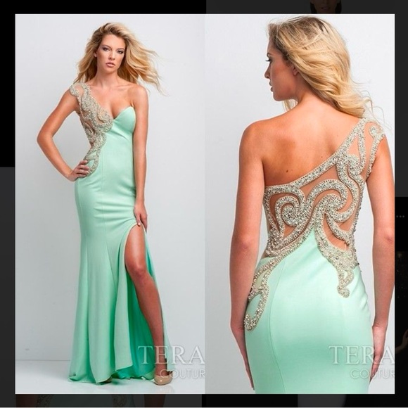 Terani Couture Dresses & Skirts - Terani Couture Mint Green One-Shoulder PROM Dress